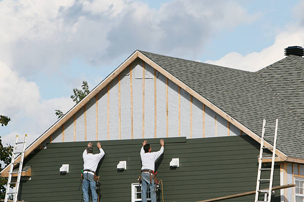 Professional Siding Replacement technician working in Somerdale, OH